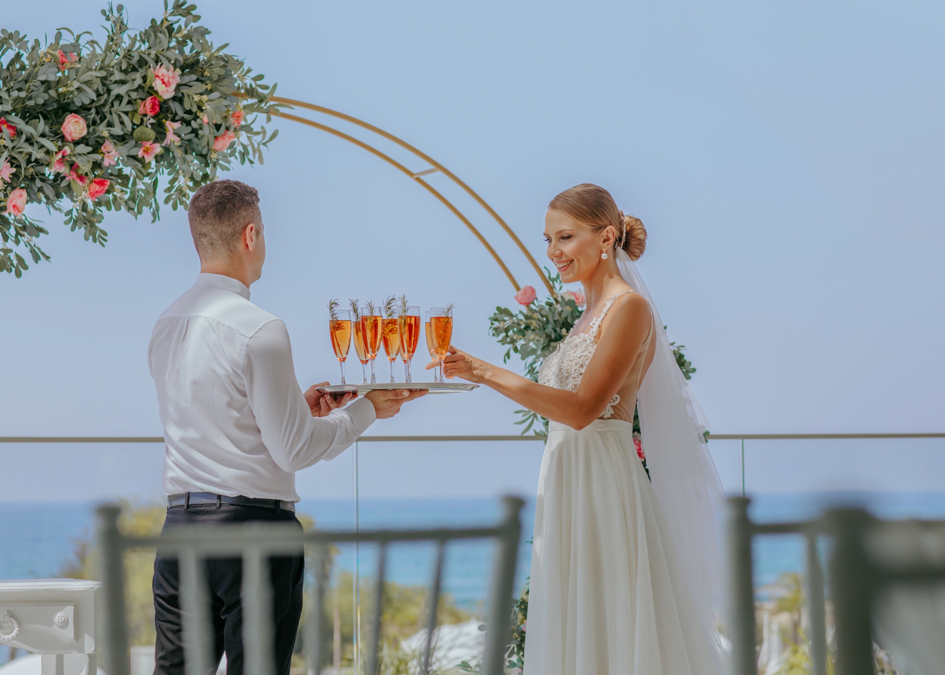 Book your wedding day in Louis Ivi Mare